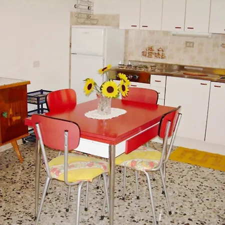 New Within A Renovated Detatched House Ground Floor With Outdoor Patio * Lignano Sabbiadoro